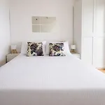 Seafront House With Private Access & Parking Apartman
