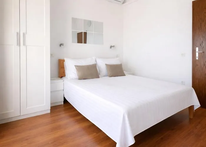 公寓 Seafront House With Private Access & Parking Marusici (Split-Dalmatia)